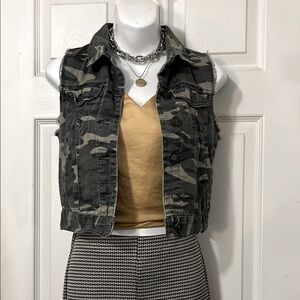Camo Cropped Denim Button Down Street Wear Grunge Technical Cargo Vest Sz S